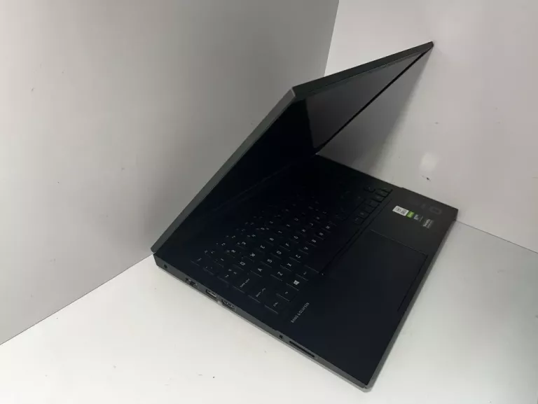 LAPTOP HP OMEN 15-EK0026NW