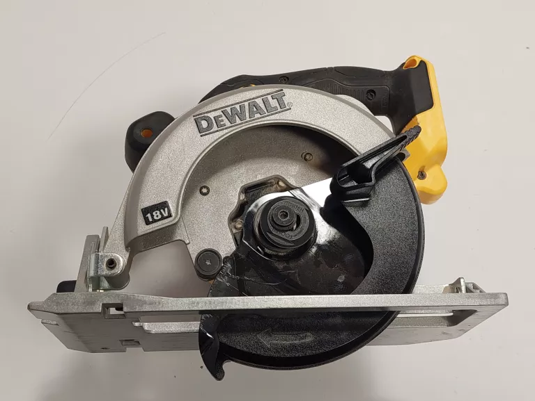PIŁA PILARKA TARCZOWA 165 MM DEWALT DCS391 18V