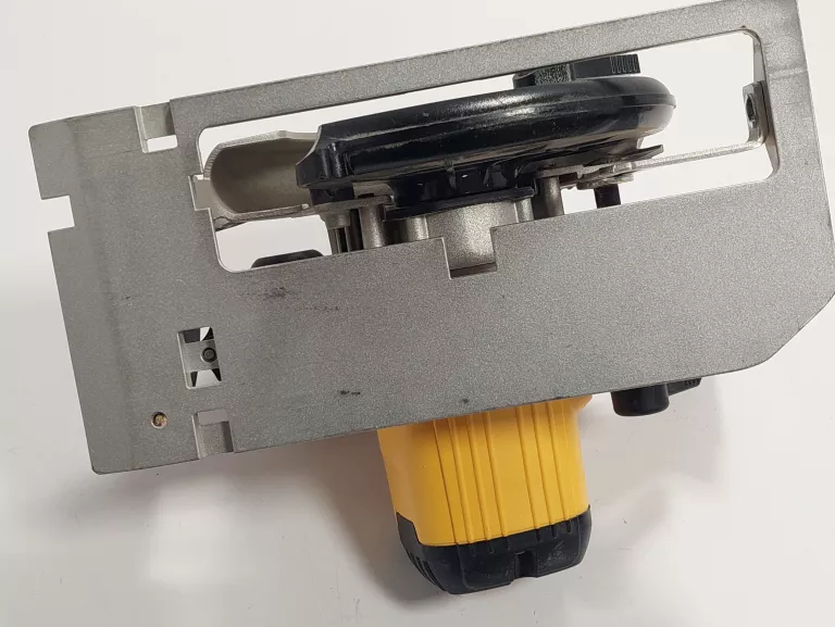 PIŁA PILARKA TARCZOWA 165 MM DEWALT DCS391 18V