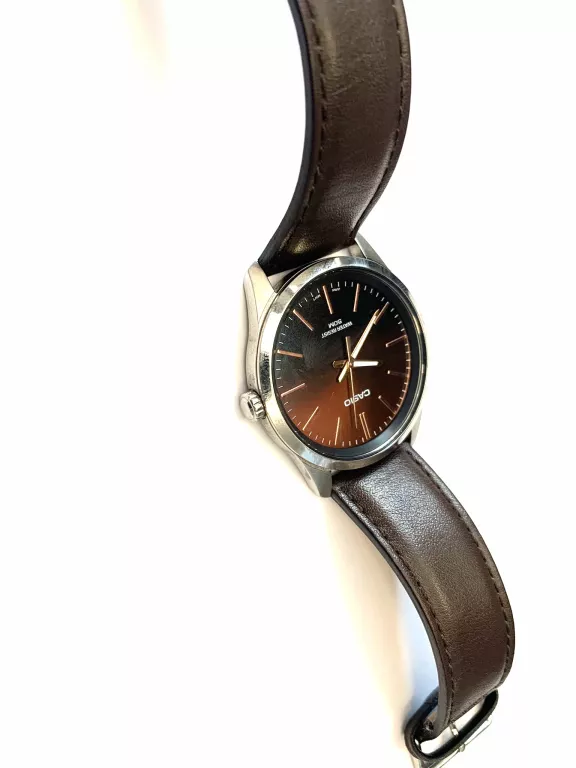 ZEGAREK CASIO MTP E180