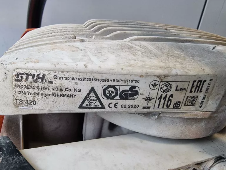 PRZECINARKA SPALINOWA STIHL TS420 DO BETONU METAL