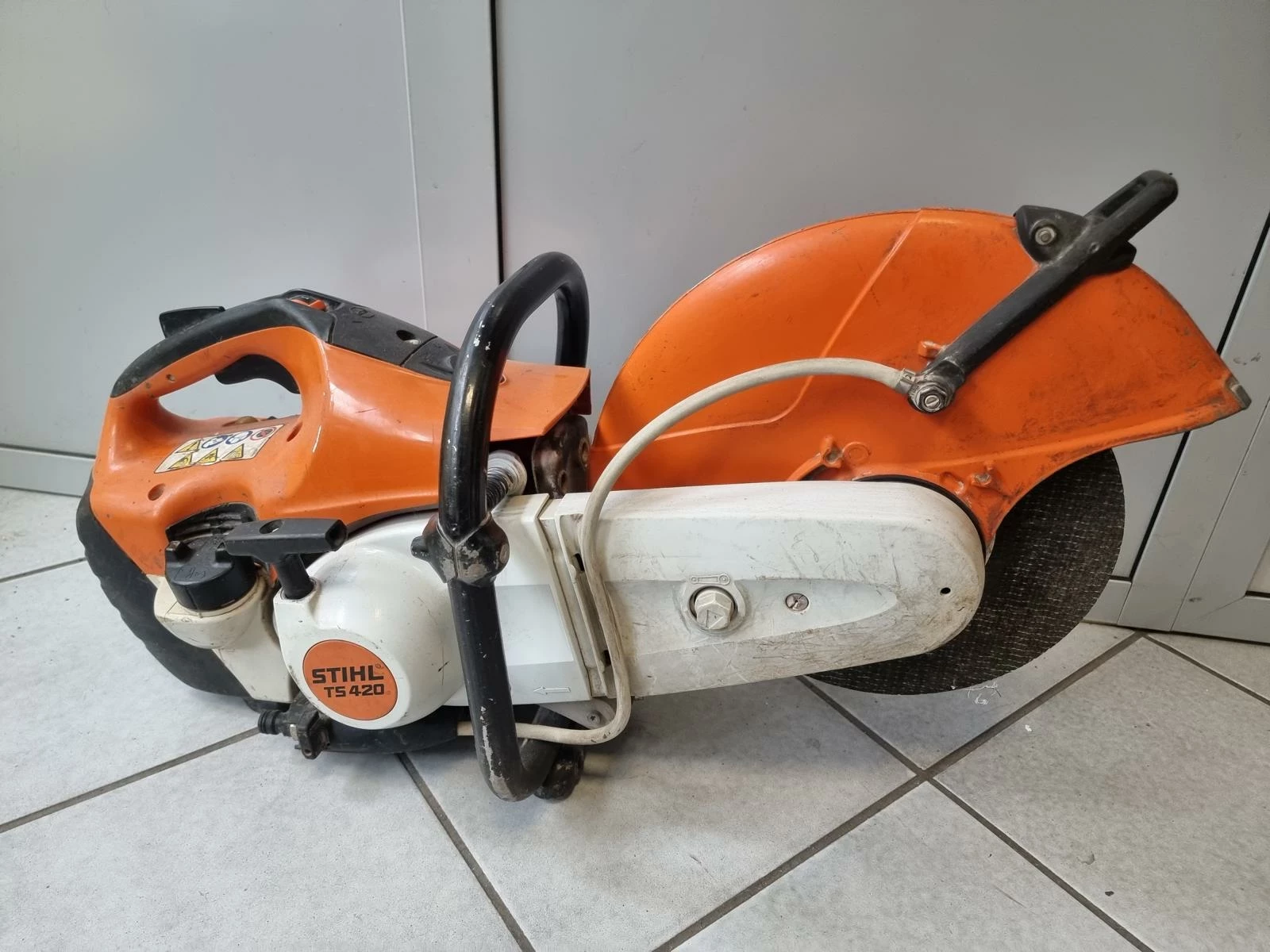 przecinarka-spalinowa-stihl-ts420-do-betonu-metal-marka-stihl