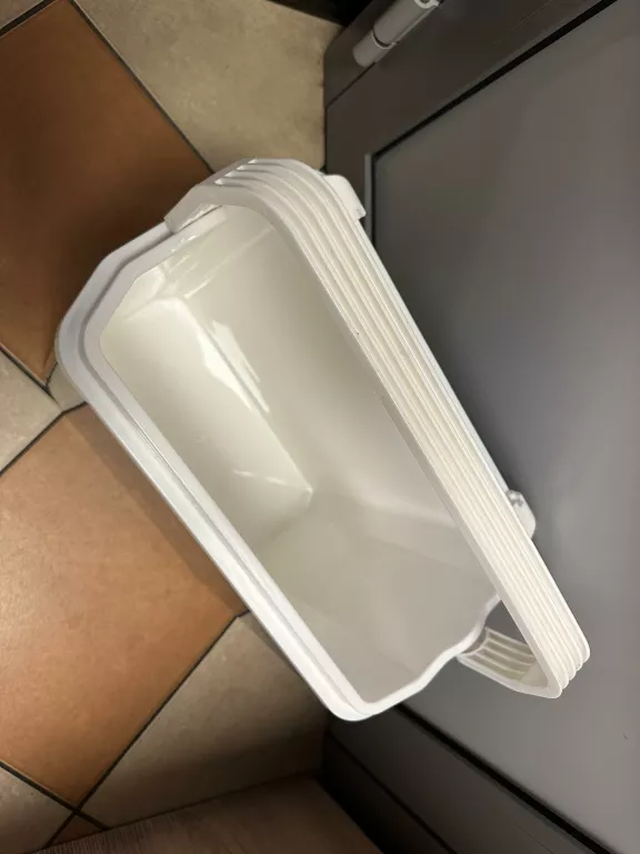 LODÓWKA TURYSTYCZNA GOTIE GLT-240G EVERTRAVEL