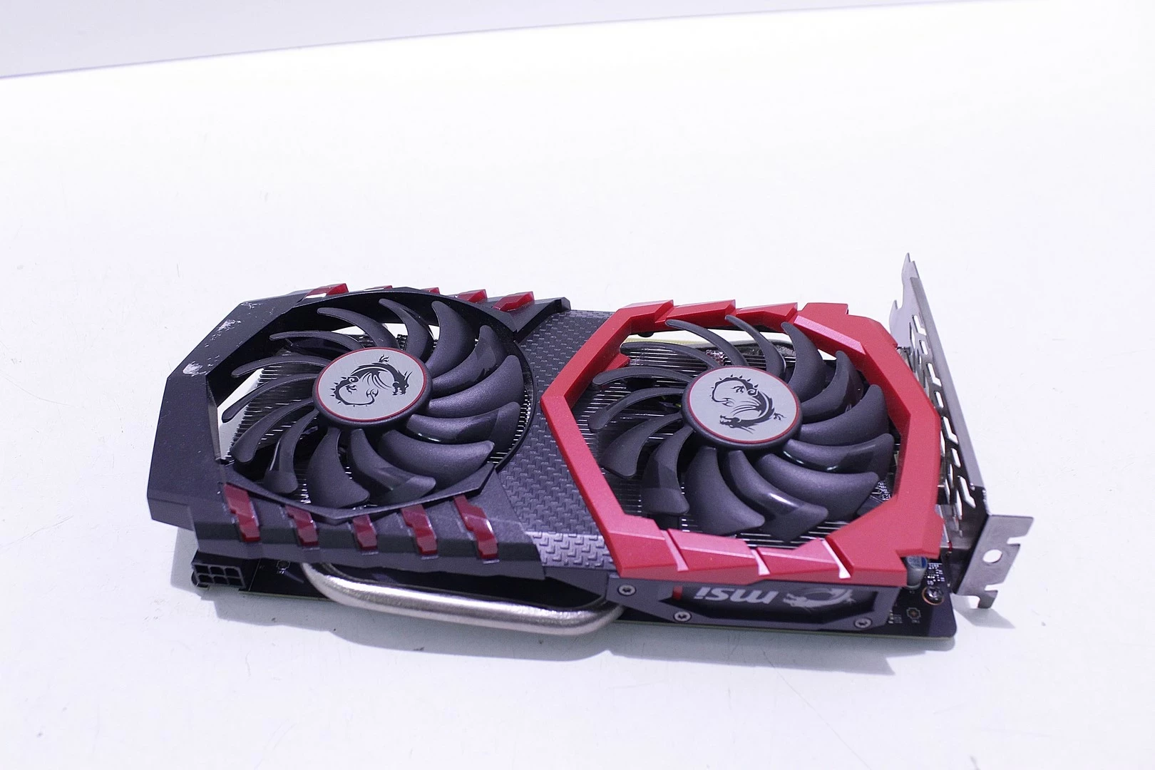 karta-graficzna-geforce-msi-1050ti-seria-geforce-gt-1xxx