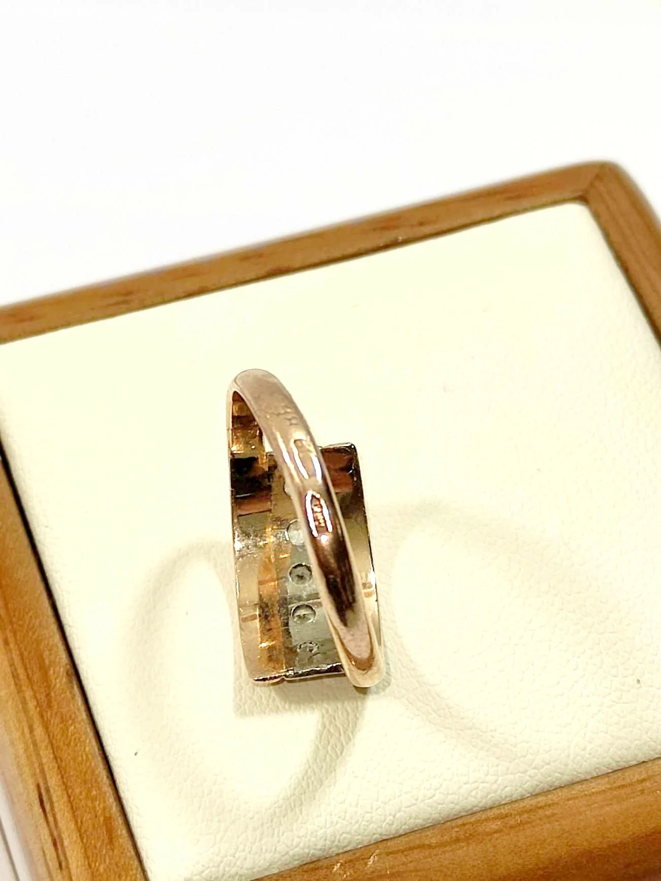 zloty-pierscionek-z-5-kamieniami-585-299g-r16-rozmiarsrednica-wew-mm-372-16