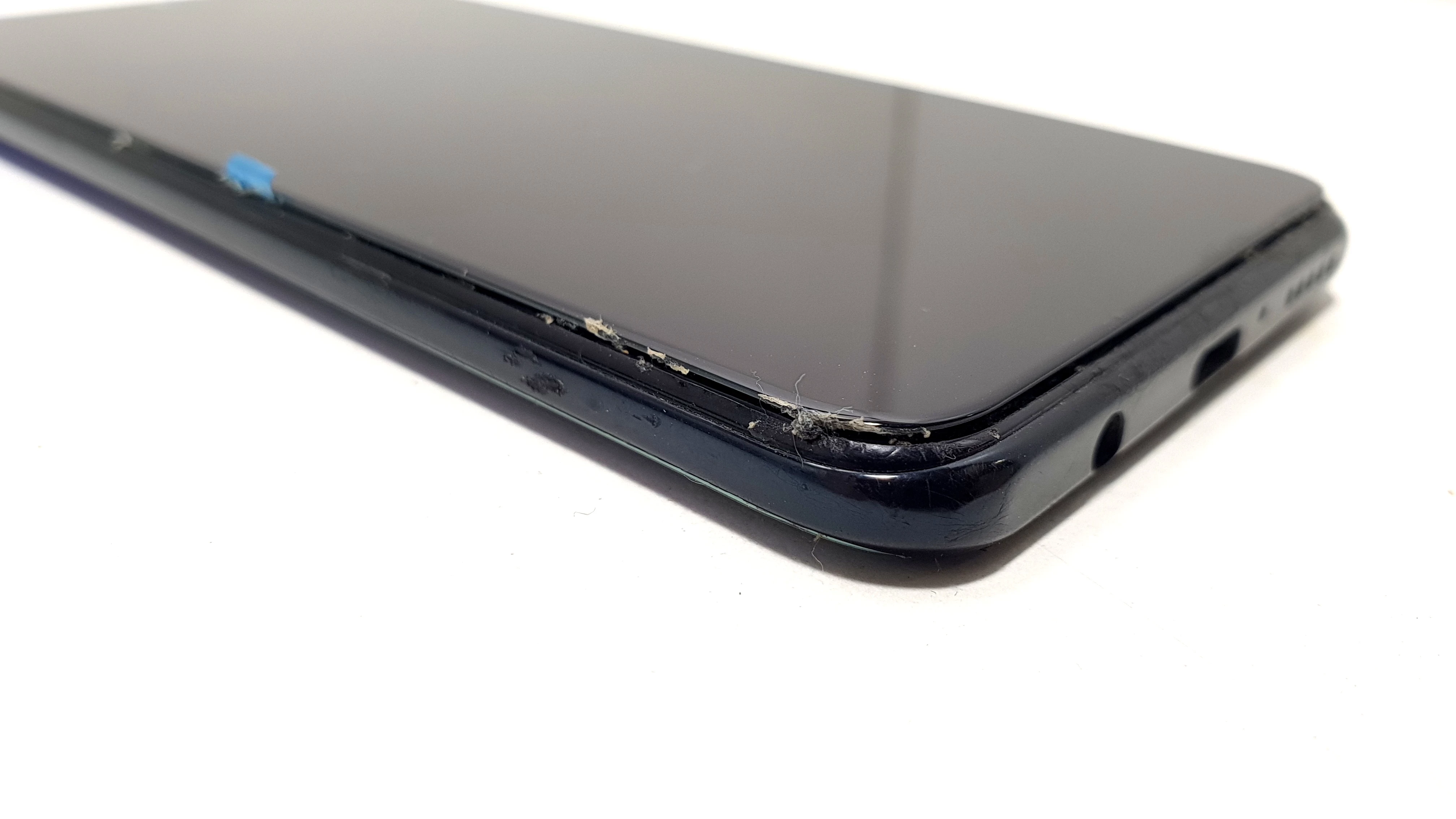 telefon-huawei-p30-lite-uszkodzony-rozlany-wyswietlacz-ean-gtin-4537361982783