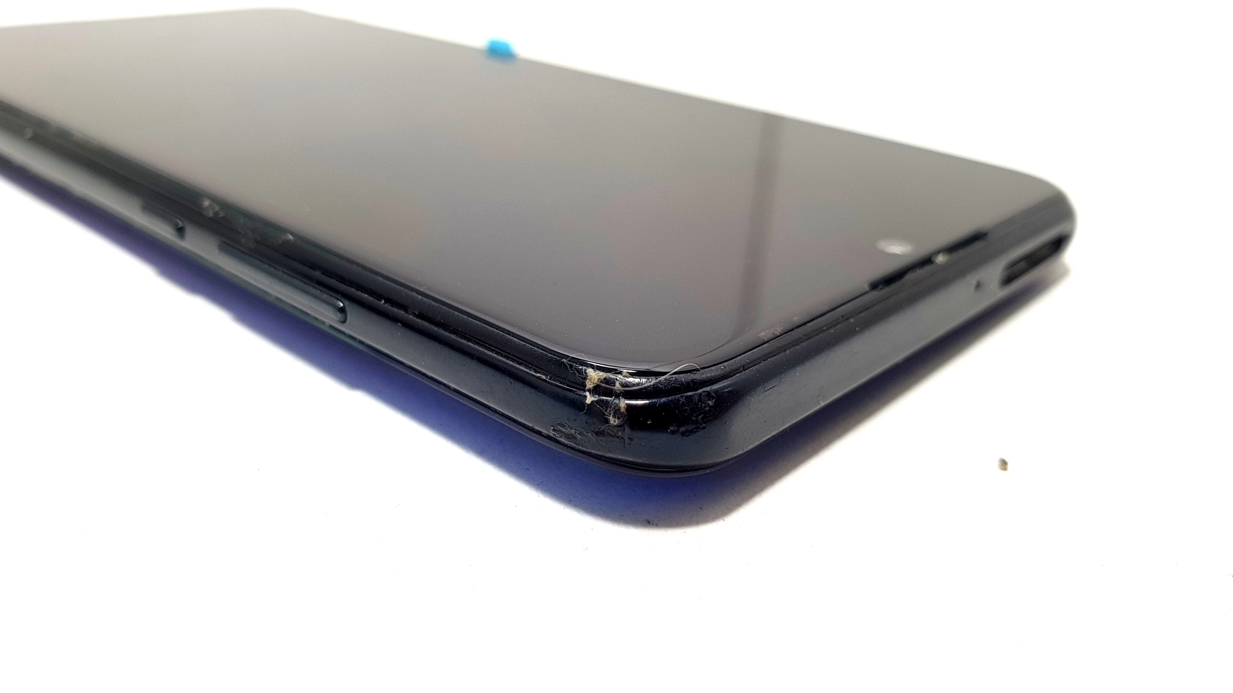 telefon-huawei-p30-lite-uszkodzony-rozlany-wyswietlacz-przekatna-ekranu-615