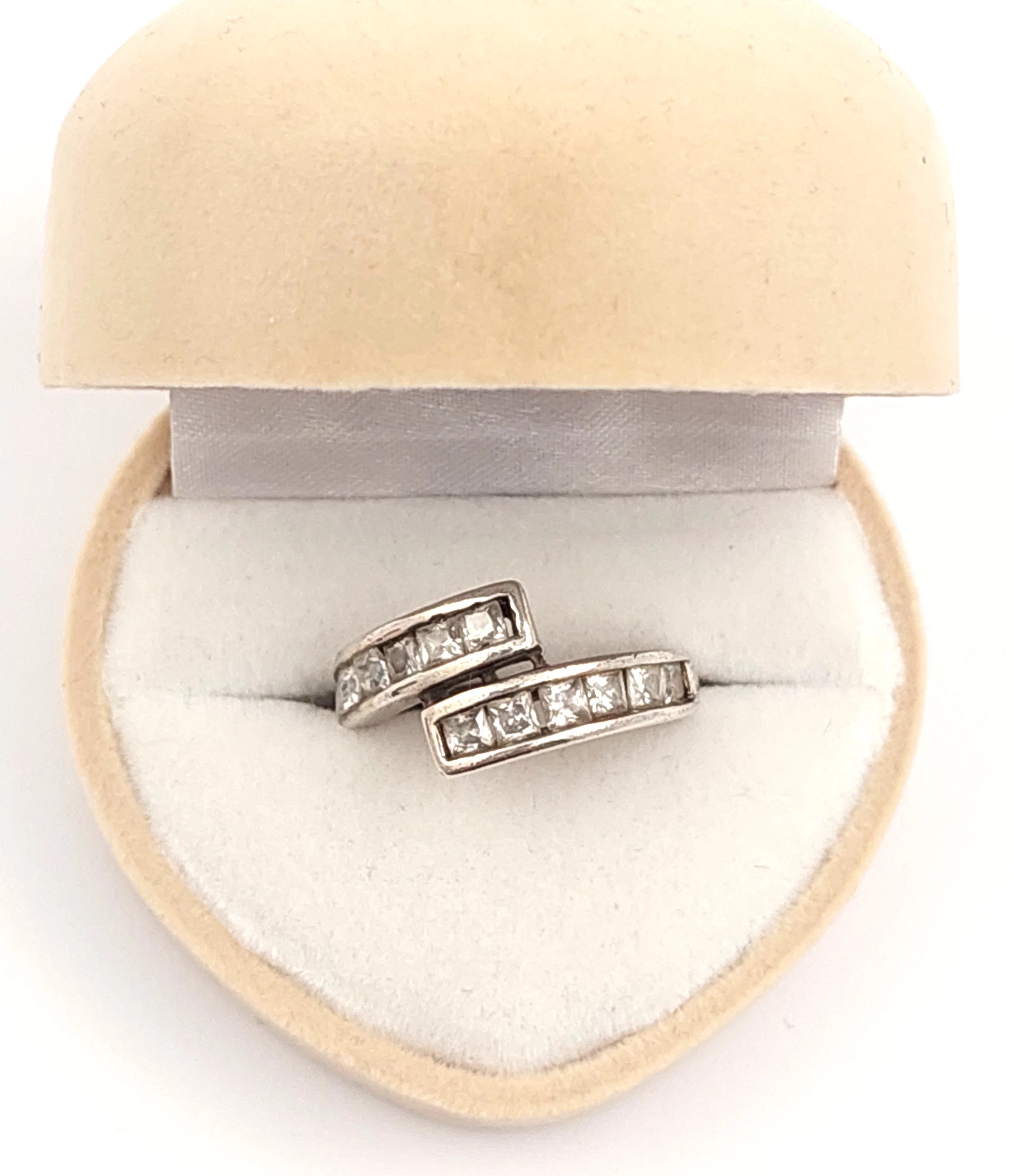 srebrny-pierscionek-z-cyrkoniami-396g-r12-material-15835-4