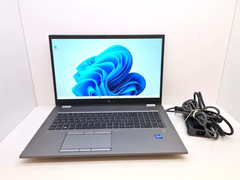 LAPTOP HP ZBOOK FURY 17 SSD 32/1T INTEL CORE I7