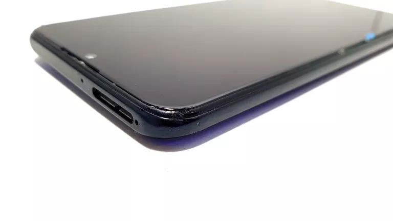 telefon-huawei-p30-lite-uszkodzony-rozlany-wyswietlacz-kolor-bialy