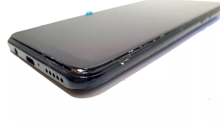 telefon-huawei-p30-lite-uszkodzony-rozlany-wyswietlacz-typ-smartfon