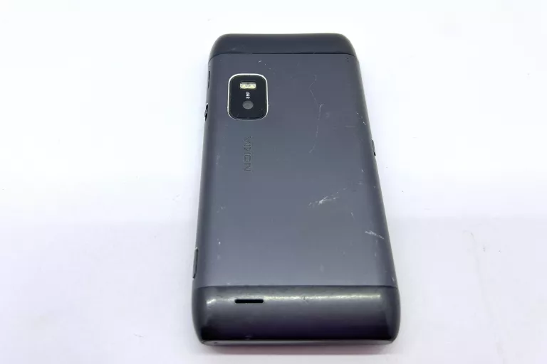 TELEFON NOKIA E7 OPIS