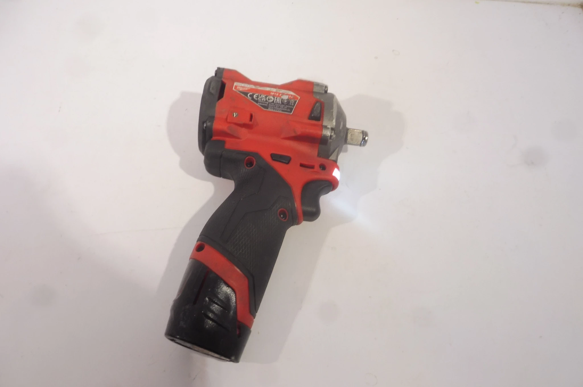 klucz-udarowy-milwaukee-m12-fiwf12-product-id-08721dfa-778a-40e1-ba78-ab008d1bf89f