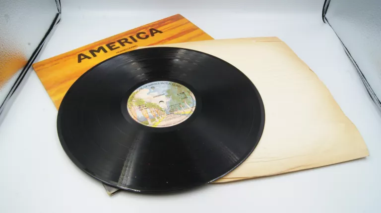 WINYL AMERICA - HOMECOMING 1972