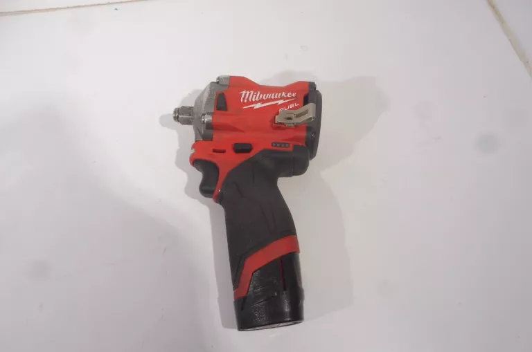 klucz-udarowy-milwaukee-m12-fiwf12-stan-uzywany