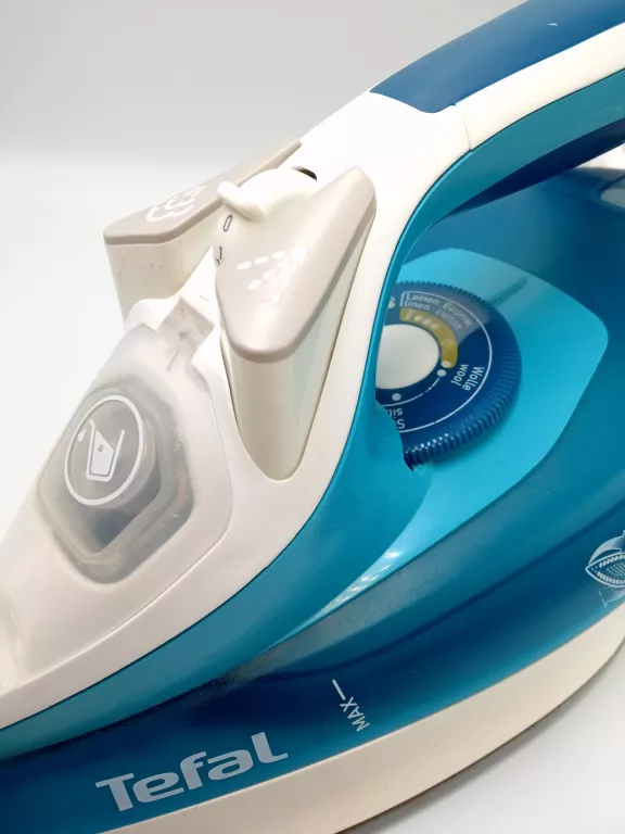 ŻELAZKO TEFAL ULTRAGLISS EASY360 IRONING FV4870