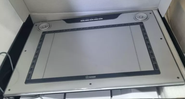 TABLET GRAFICZNY PENTAGRAM P-2004