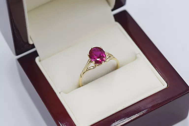 zloty-pierscionek-z-rubinem-syntetycznym-585-14k-bukowska-118-poznan