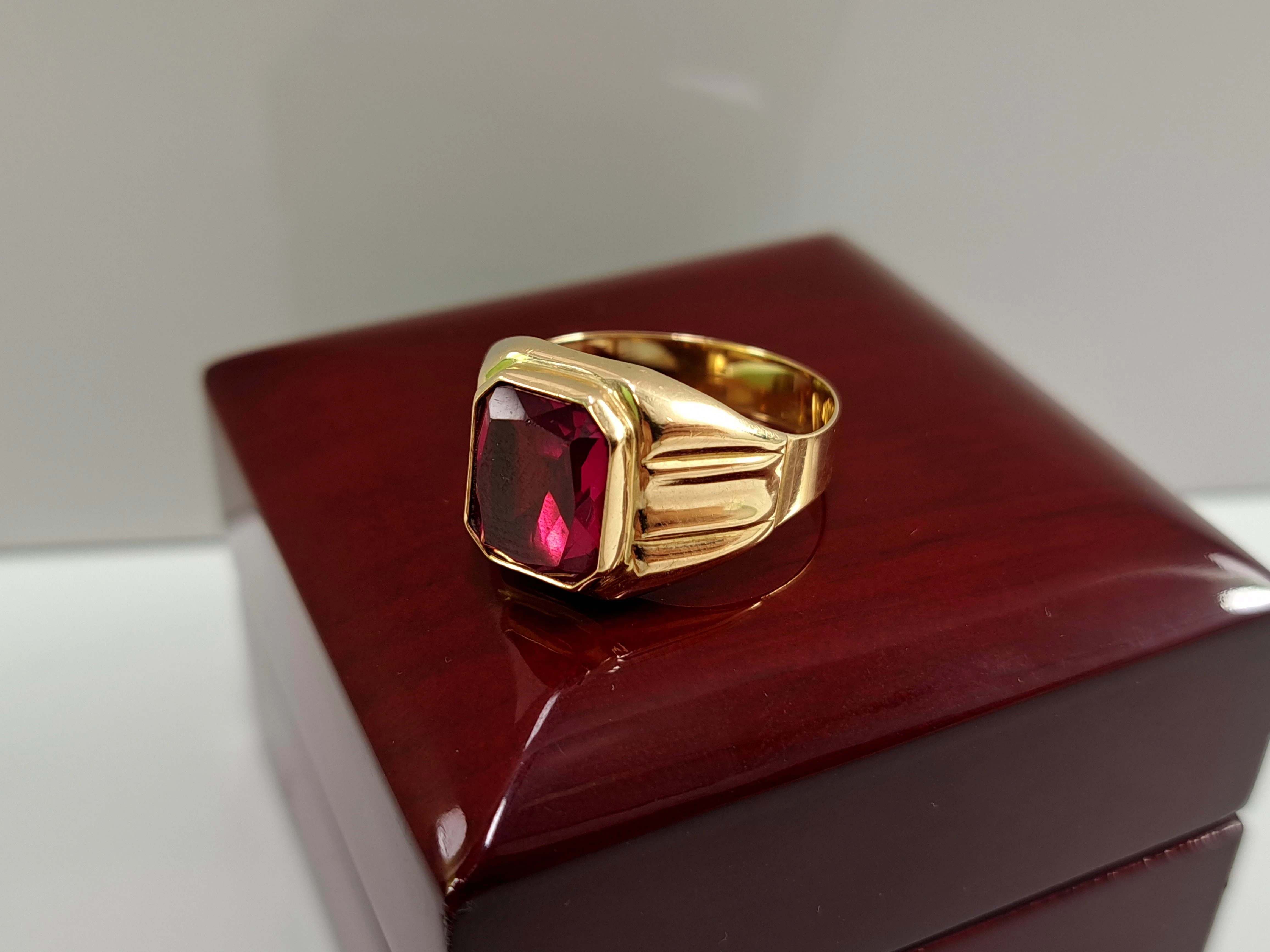 zloty-sygnet-z-syntetycznym-rubinem-585-r27-597g-kolor-dominujacy-zloty