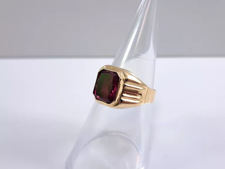 zloty-sygnet-z-syntetycznym-rubinem-585-r27-597g-stan-uzywany