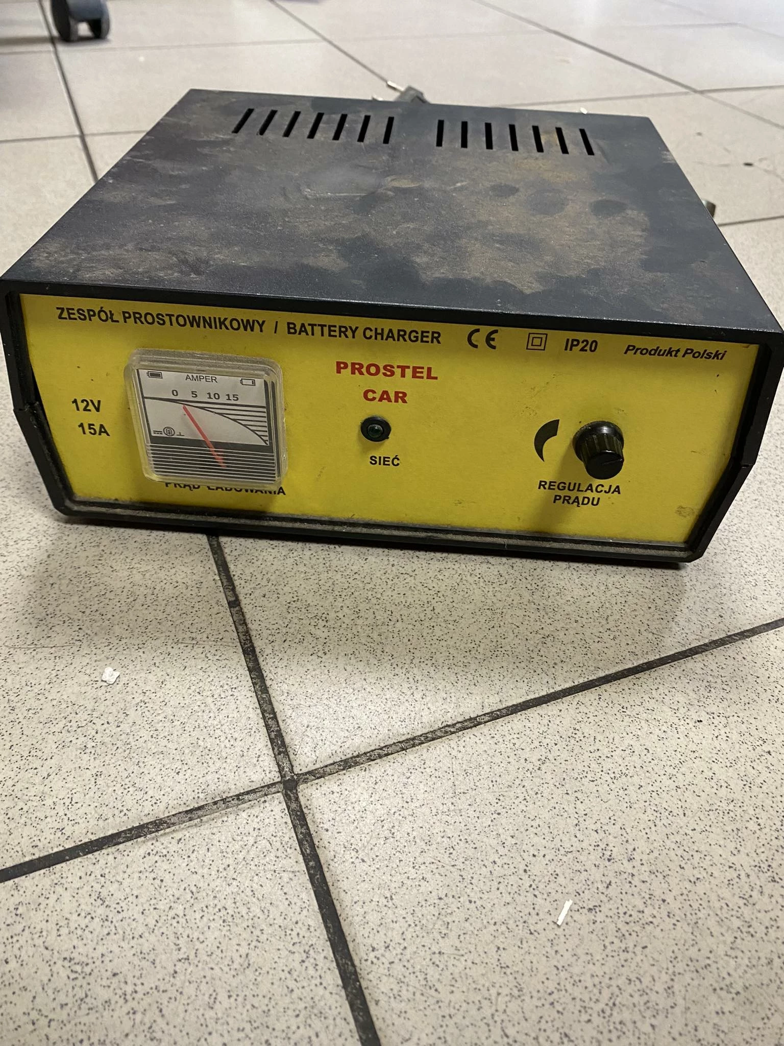 prostownik-prostel-car-12v-15a-zdunska-49-lowicz