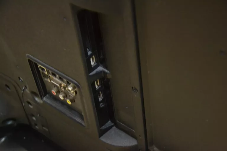 TELEWIZOR HITACHI 50HAK5750