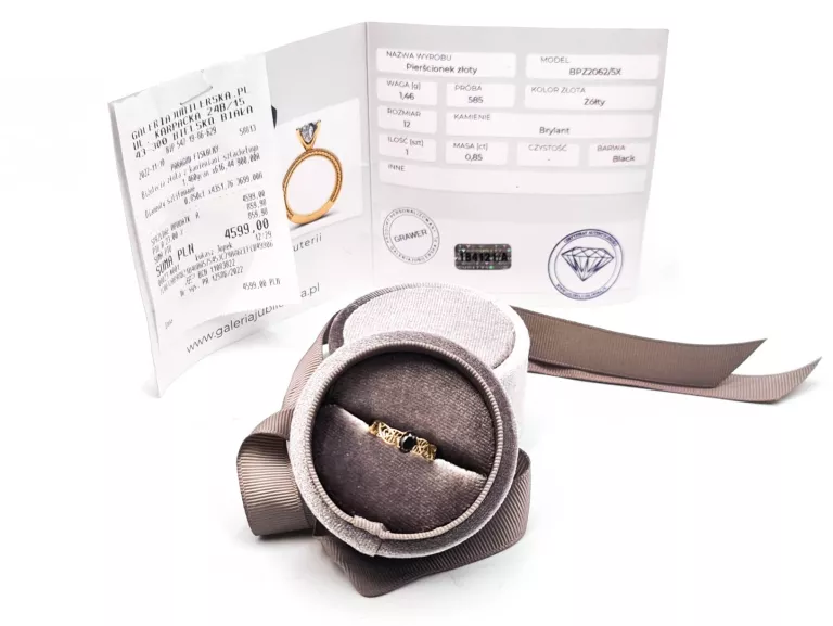 0,85CT ZŁOTY PIERŚCIONEK Z CZARNYM DIAMENTEM