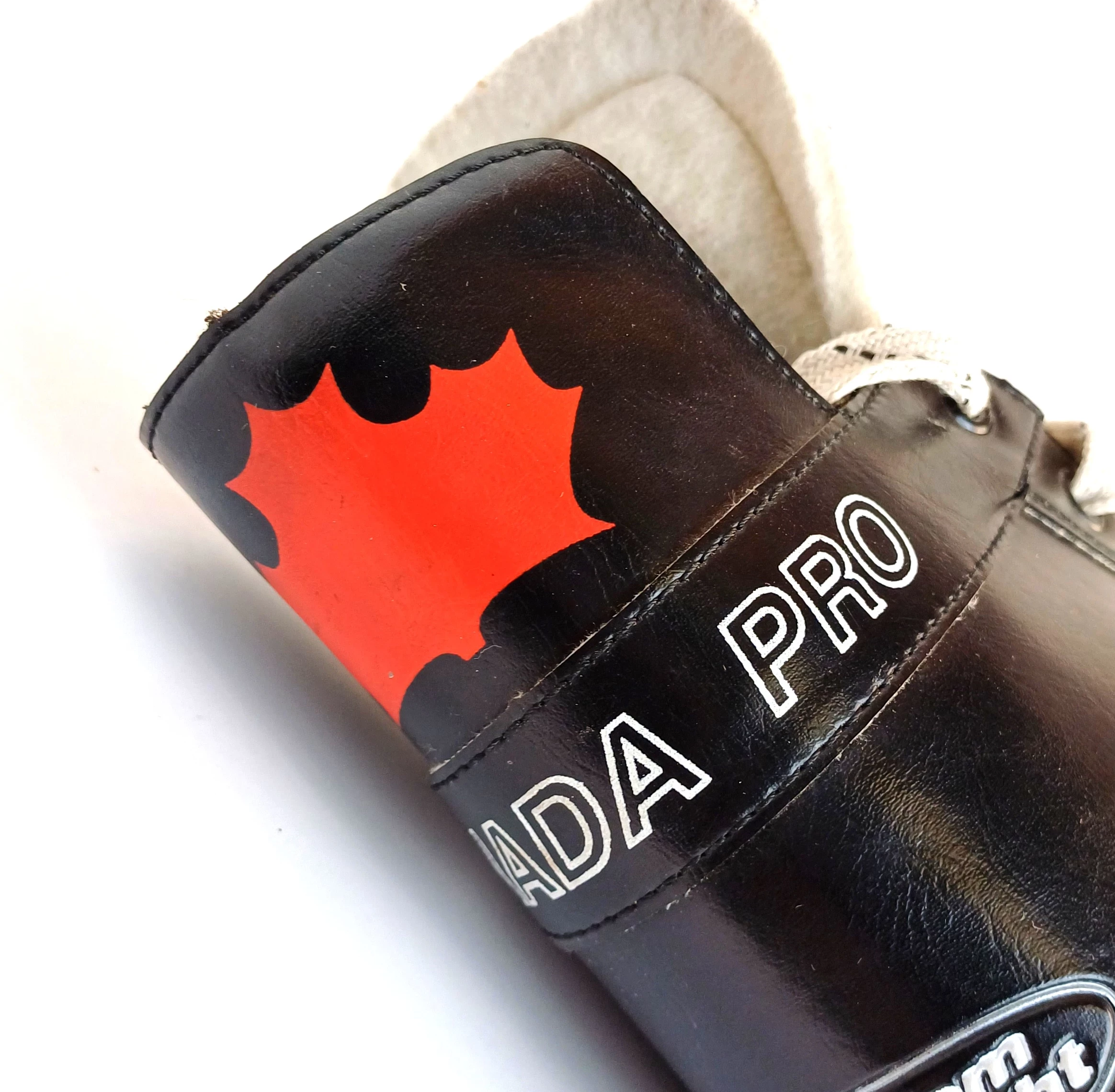 lyzwy-canada-pro-roz-44-pudelko-kod-producenta-1058935