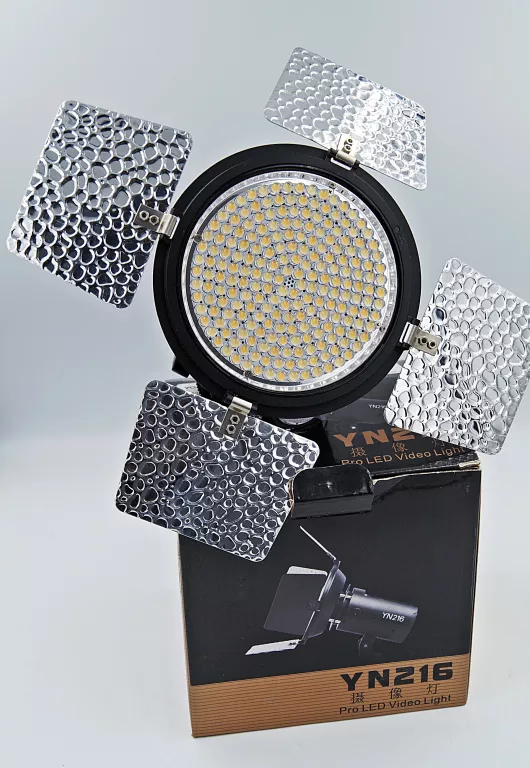 LAMPA YONGNUO YN216 PRO LED VIDEO LIGHT
