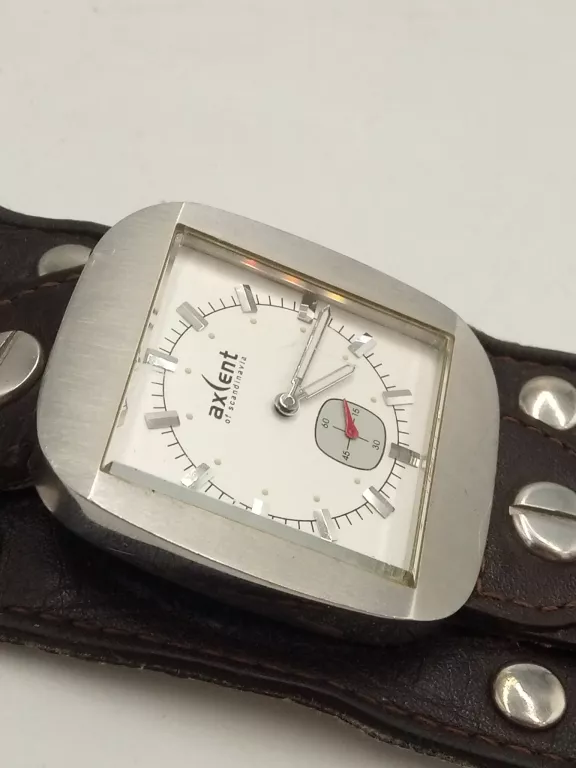 zegarek-meski-axcent-of-scandinavia-ksztalt-koperty-kwadratowa