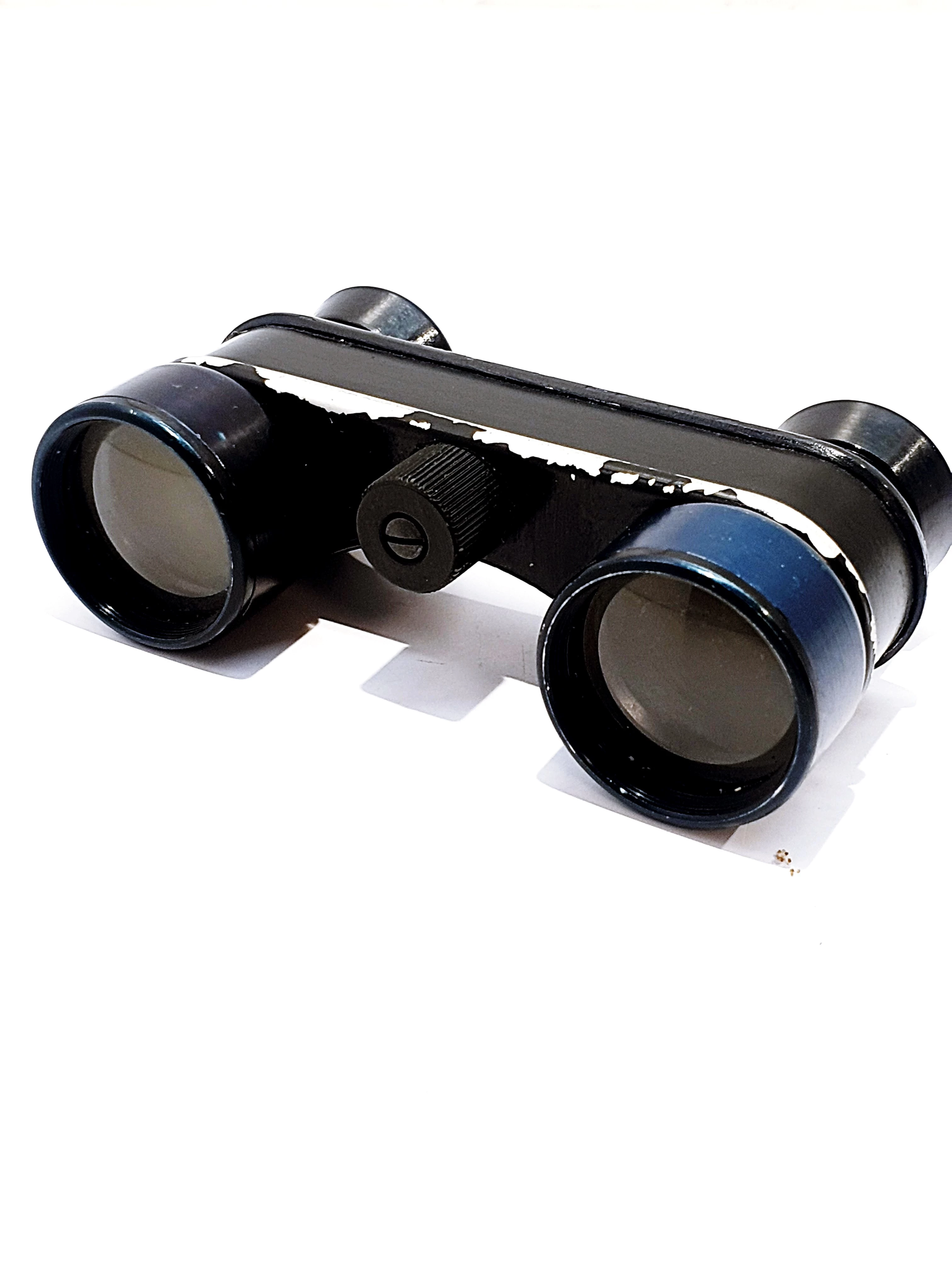 zabytkowa-lornetka-teatralna-pzo-bazylianska-4j-warszawa