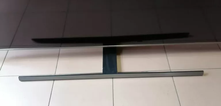 TV SAMSUNG UE65NU8002T ZESTAW