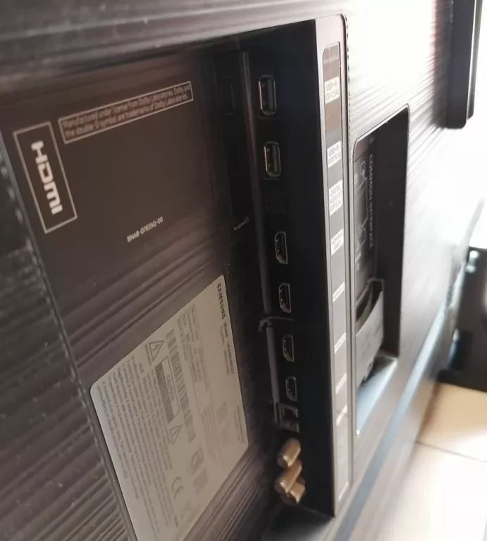TV SAMSUNG UE65NU8002T ZESTAW