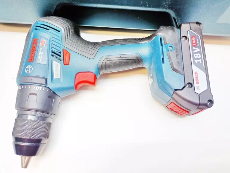 WKRĘTARKA BOSCH GSR 18V-50 /WALIZKA