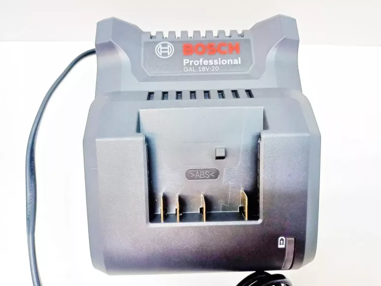 WKRĘTARKA BOSCH GSR 18V-50 /WALIZKA