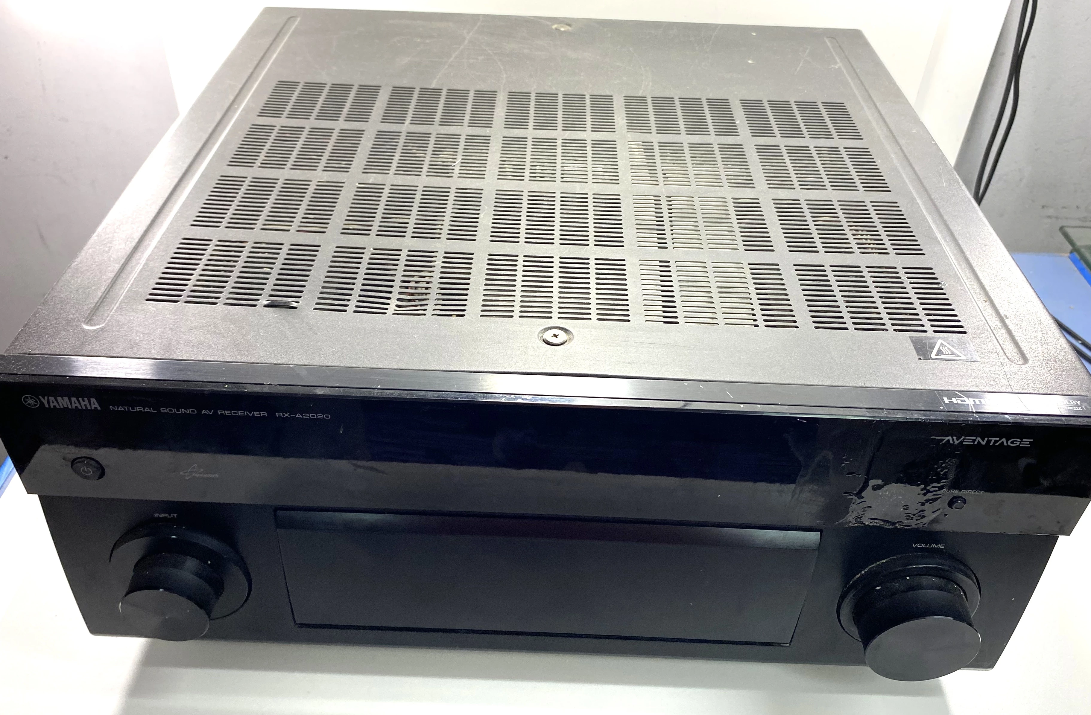 wzmacniacz-yamaha-rx-a2020-pilot-stan-uzywany