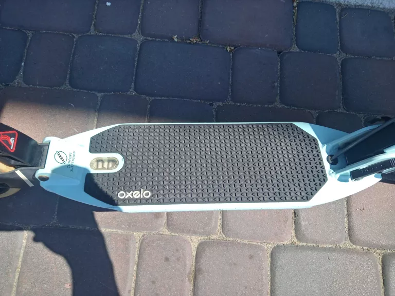 HULAJNOGA OXELO TOWN 7 SUSP 200MM