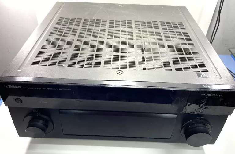 wzmacniacz-yamaha-rx-a2020-pilot-stan-uzywany