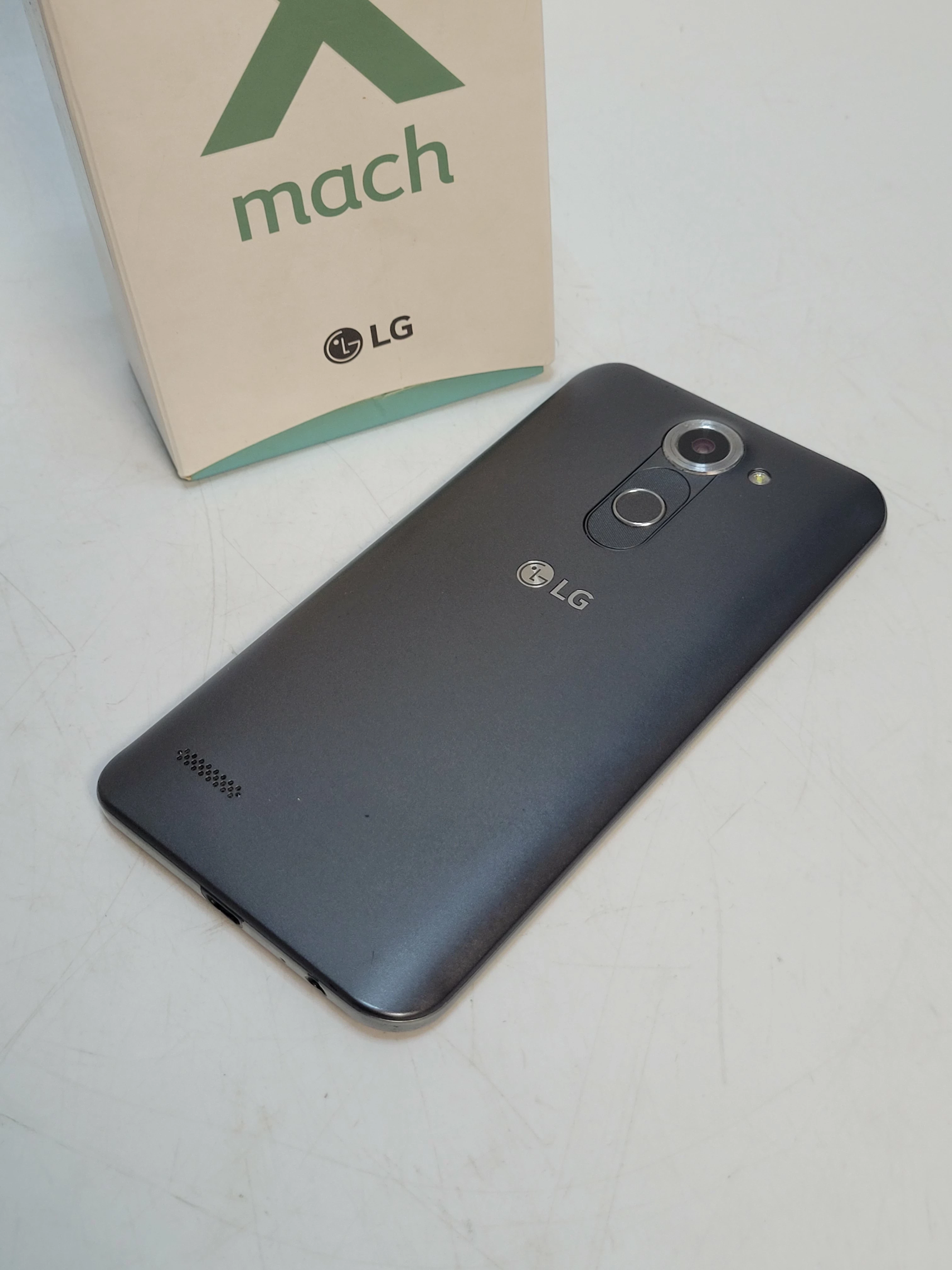 telefon-telefon-lg-x-mach-typ-smartfon