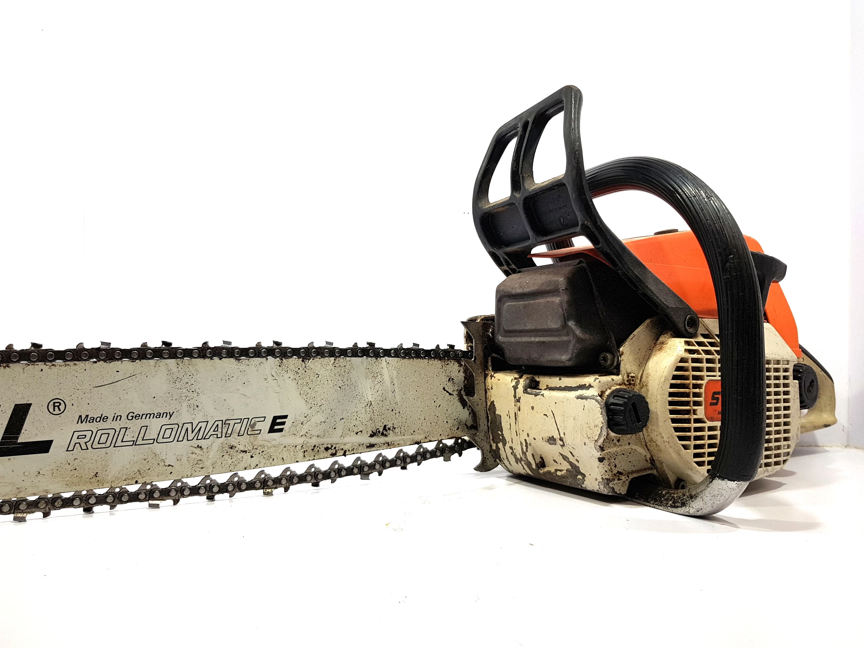 pila-spalinowa-stihl-034-av-uszkodzona-tasmai-ham-stan-uzywany