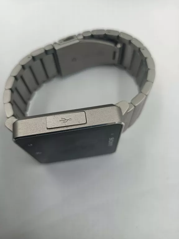 zegarek-sony-smart-watch-2-sw2-zlacza-microusb
