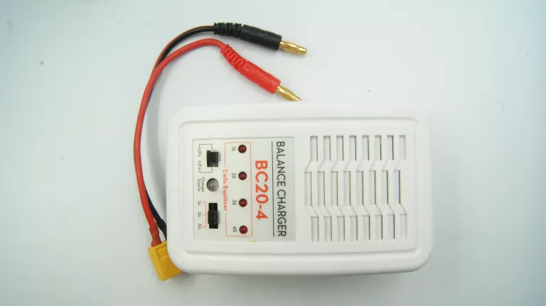 dron-dji-phantom-111-p330d-zestaw-marka-dji