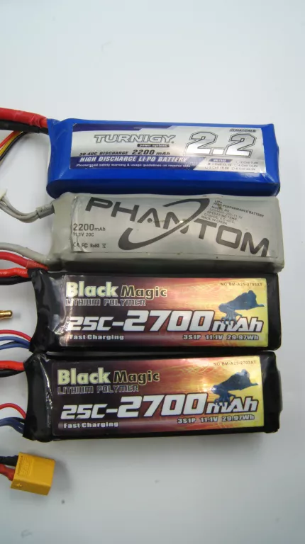 dron-dji-phantom-111-p330d-zestaw-kod-producenta-phantom-v111