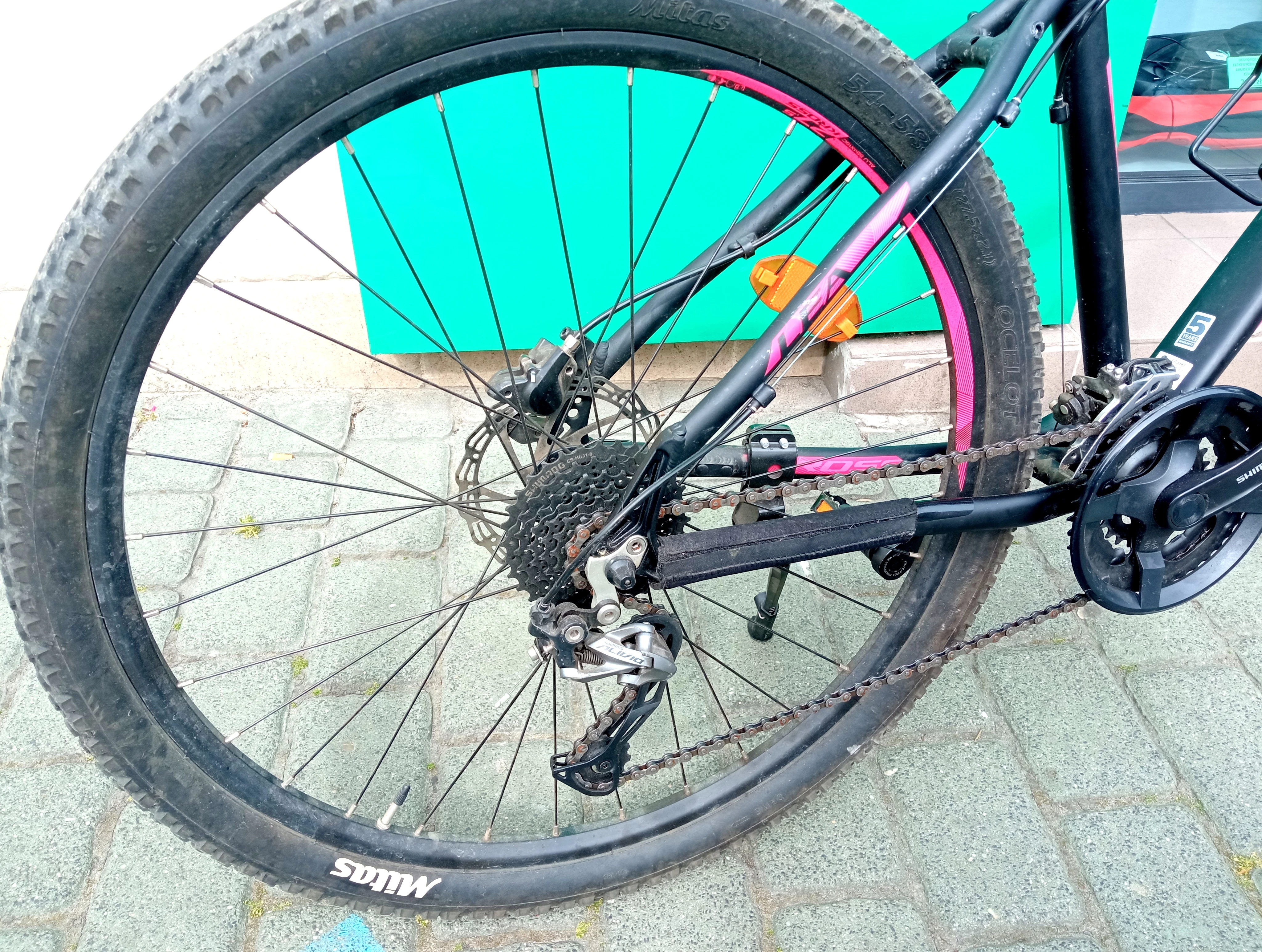 rower-kross-lea-60-275-rama-s-czarno-rozowy-rozmiar-ramy-17-cali