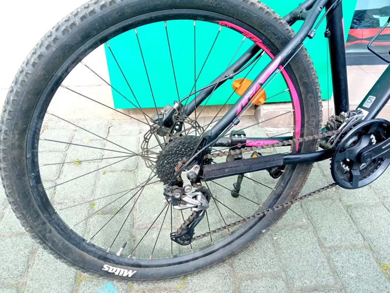 rower-kross-lea-60-275-rama-s-czarno-rozowy-rozmiar-ramy-17-cali