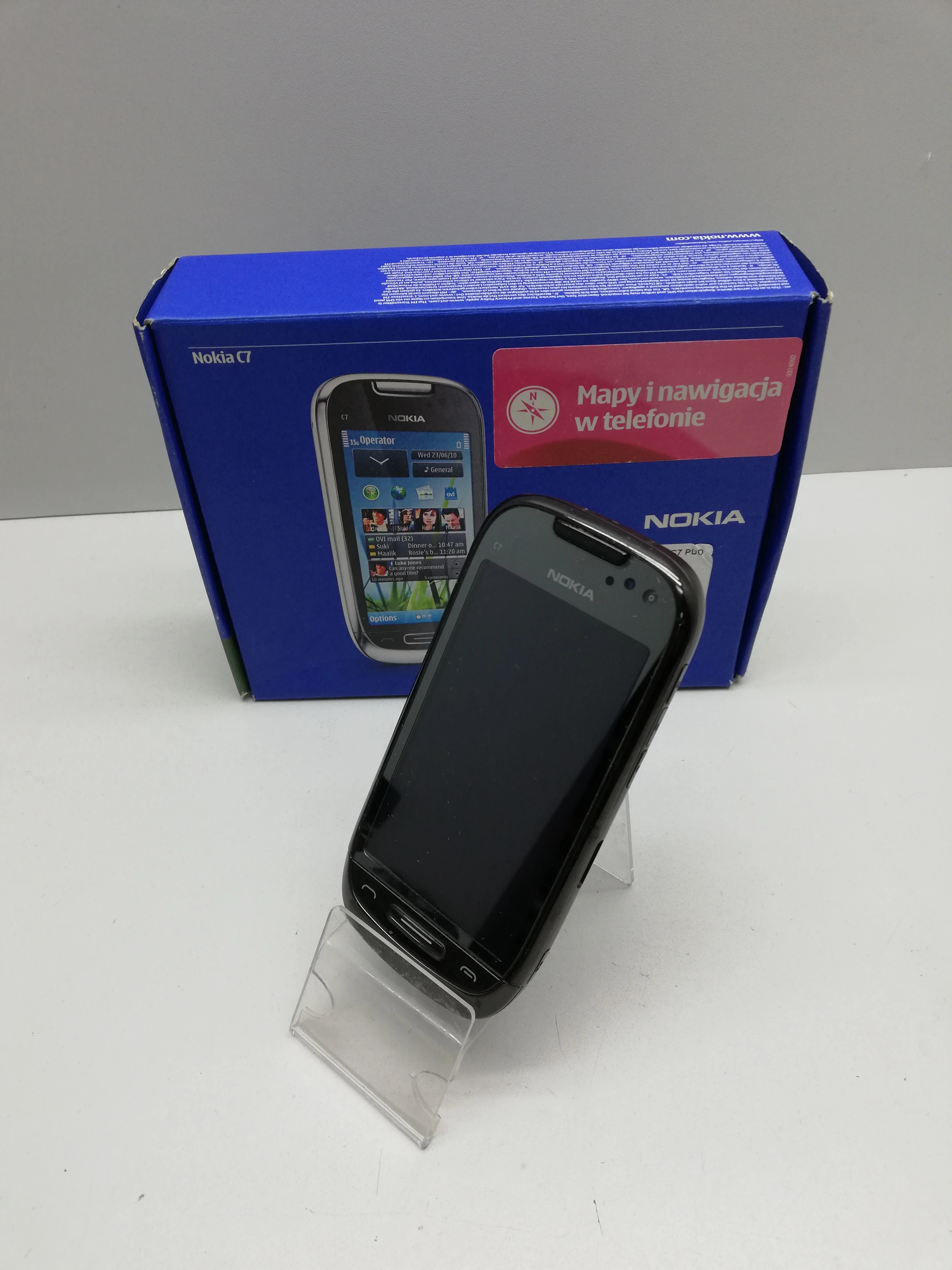 telefon-nokia-c7-typ-smartfon