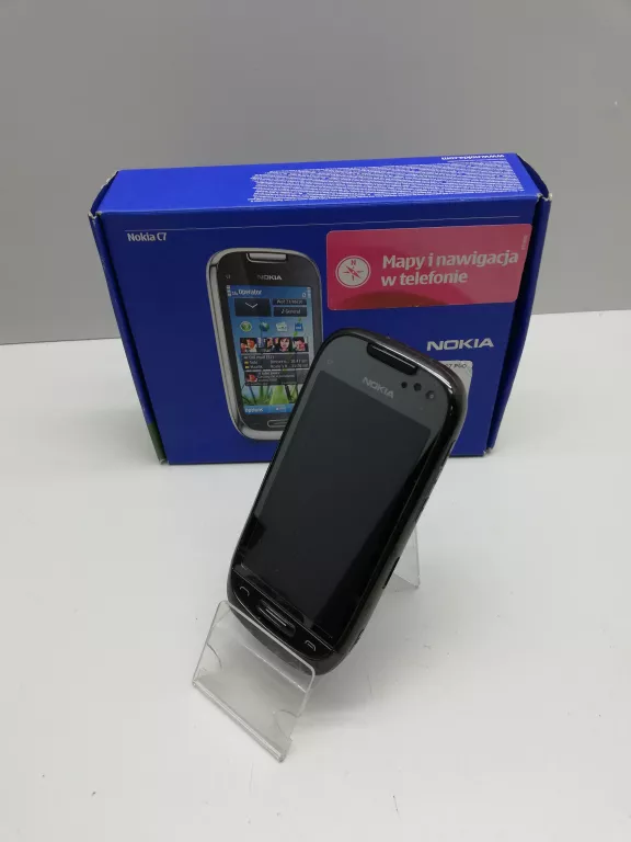 telefon-nokia-c7-typ-smartfon