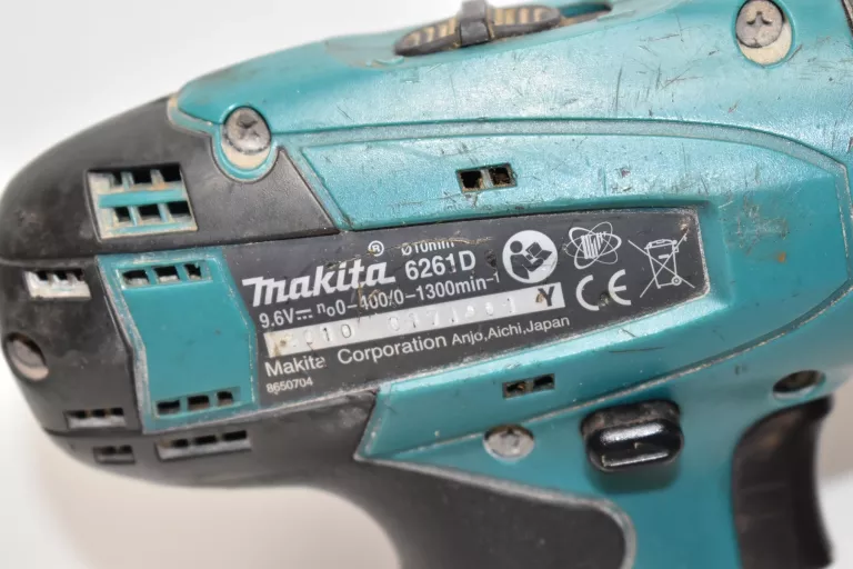 WKRĘTARKA MAKITA 6261D Z ŁADOWARKĄ