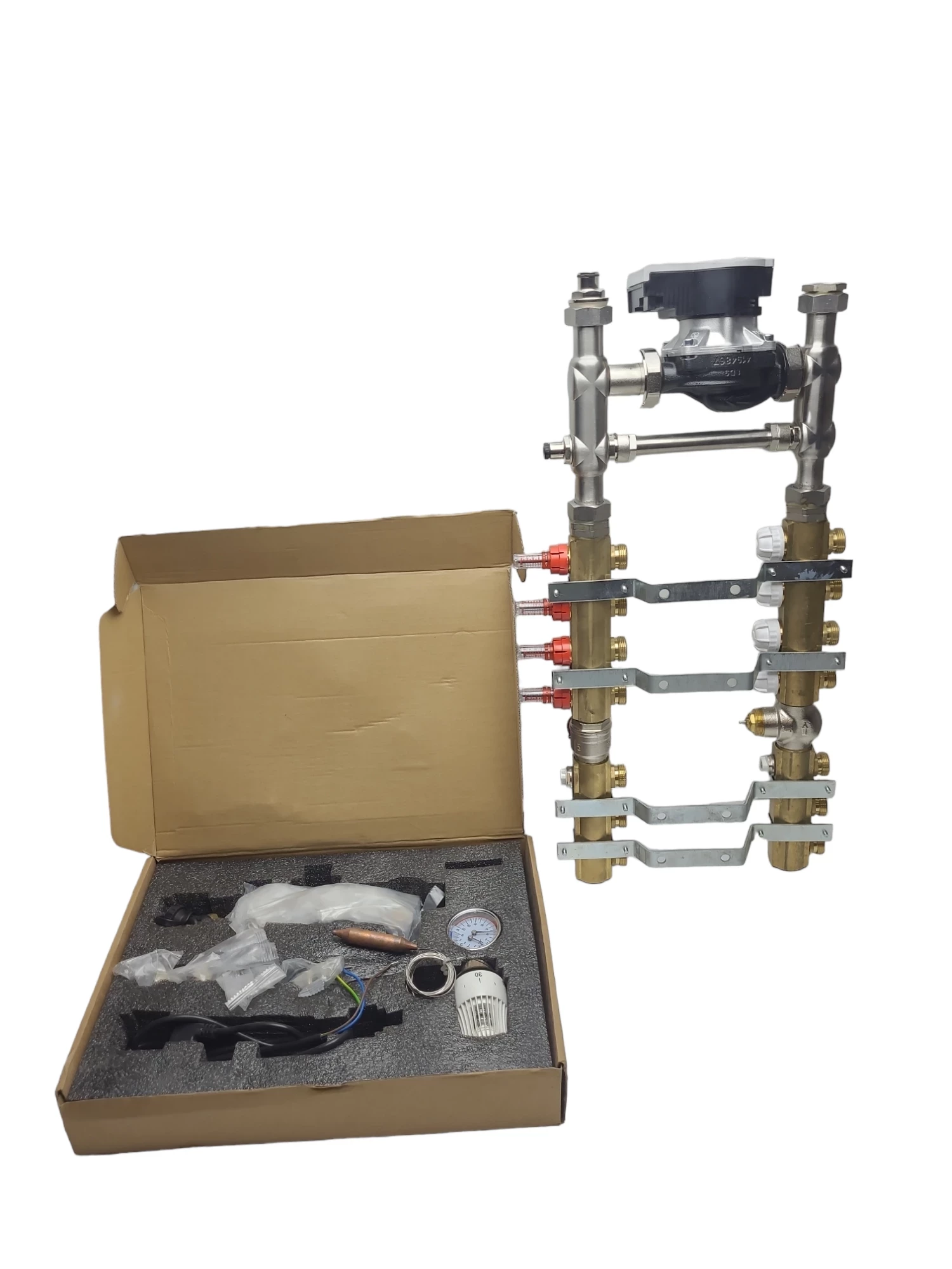 rozdzielacz-duo-op4-co3-pompa-karton-stan-uzywany