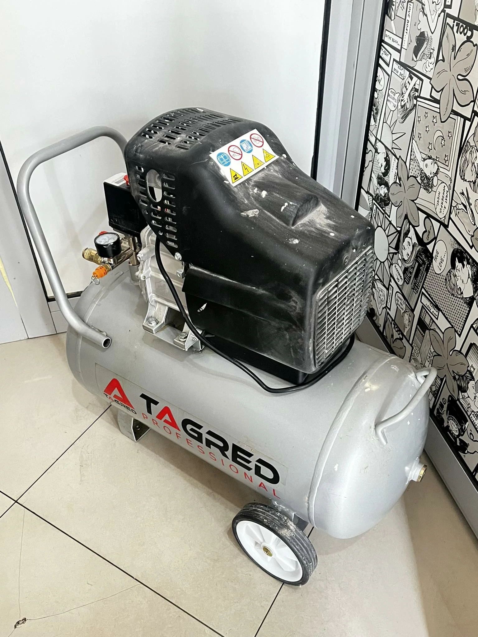 sprezarka-kompresor-tagred-50l-v2-ta360-230v-9bar-moc-kw-28